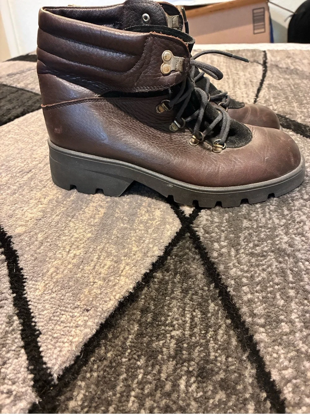 Santana Canada Dark Brown Leather Lace-Up Hiking Boot